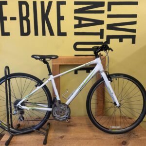 Used white Giant Escape W white S