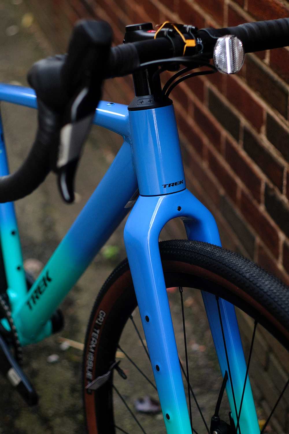 Checkpoint ALR 5 S Fjord Blue to Miami Green Fade - Image 2